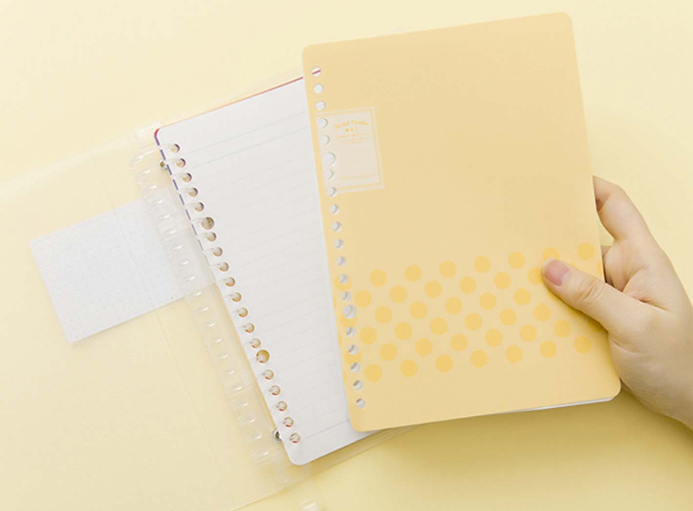 6 Unique Japanese Binders You Didn't Know You Needed 📒 